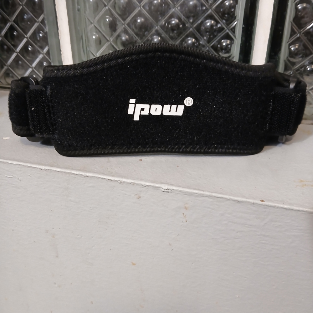 Ipow Black Knee Brace Adjustable Relif Strap